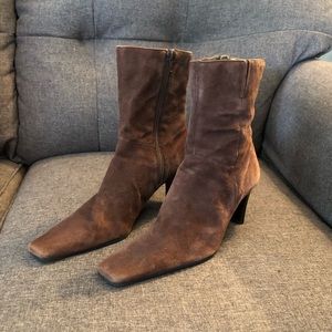 Nine West brown suede boots 9.5 w/3” heel